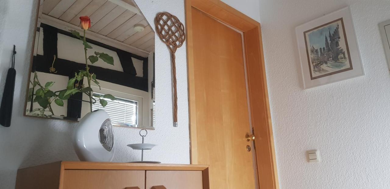 Penthouse Im Historischen Fachwerkhaus Mit Grosser Dachterrasse An Zentralster Lage 보파르트 외부 사진